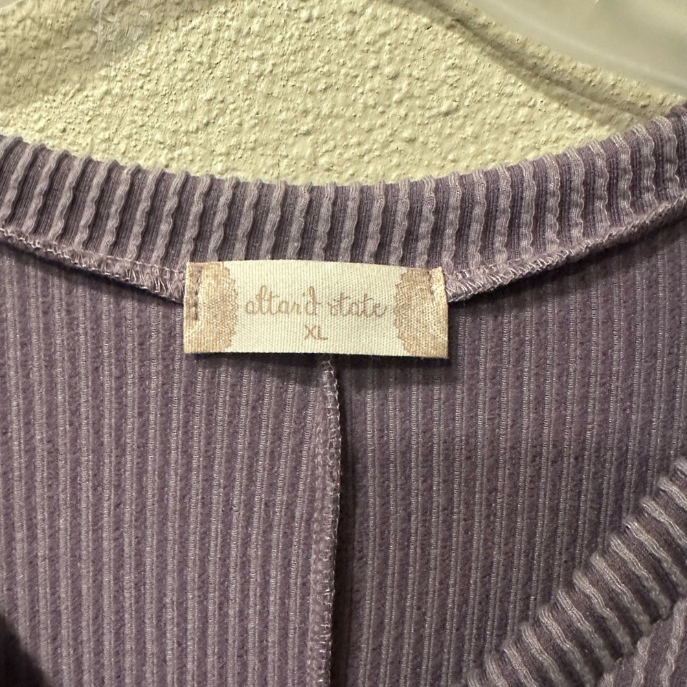 Altar'd State Lilac V-Neck Ribbed Tee - Picture 2 of 3